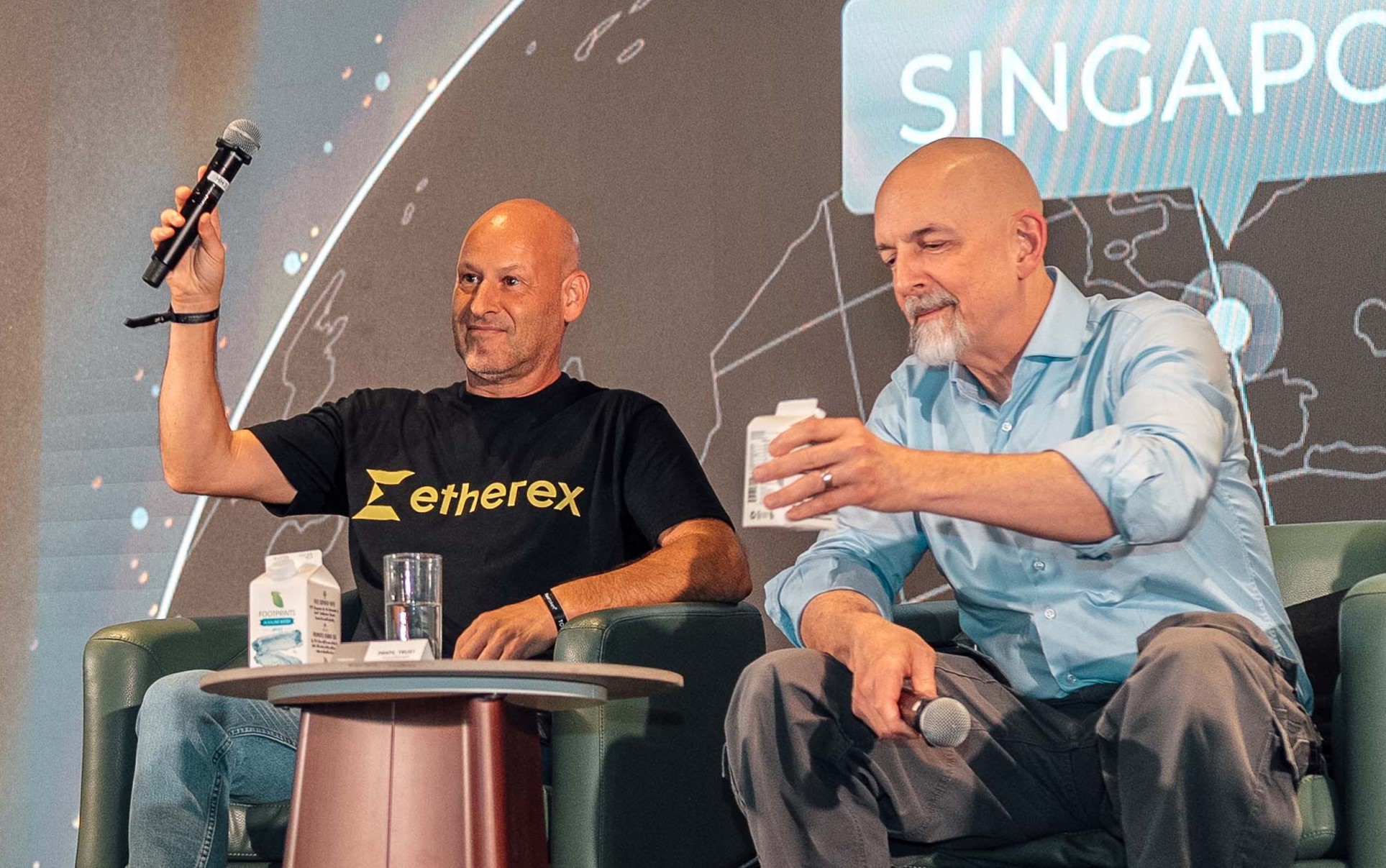 Цена Биткоин, Джозеф Любин, Рынки, Артур Хейс, Внедрение Биткоин