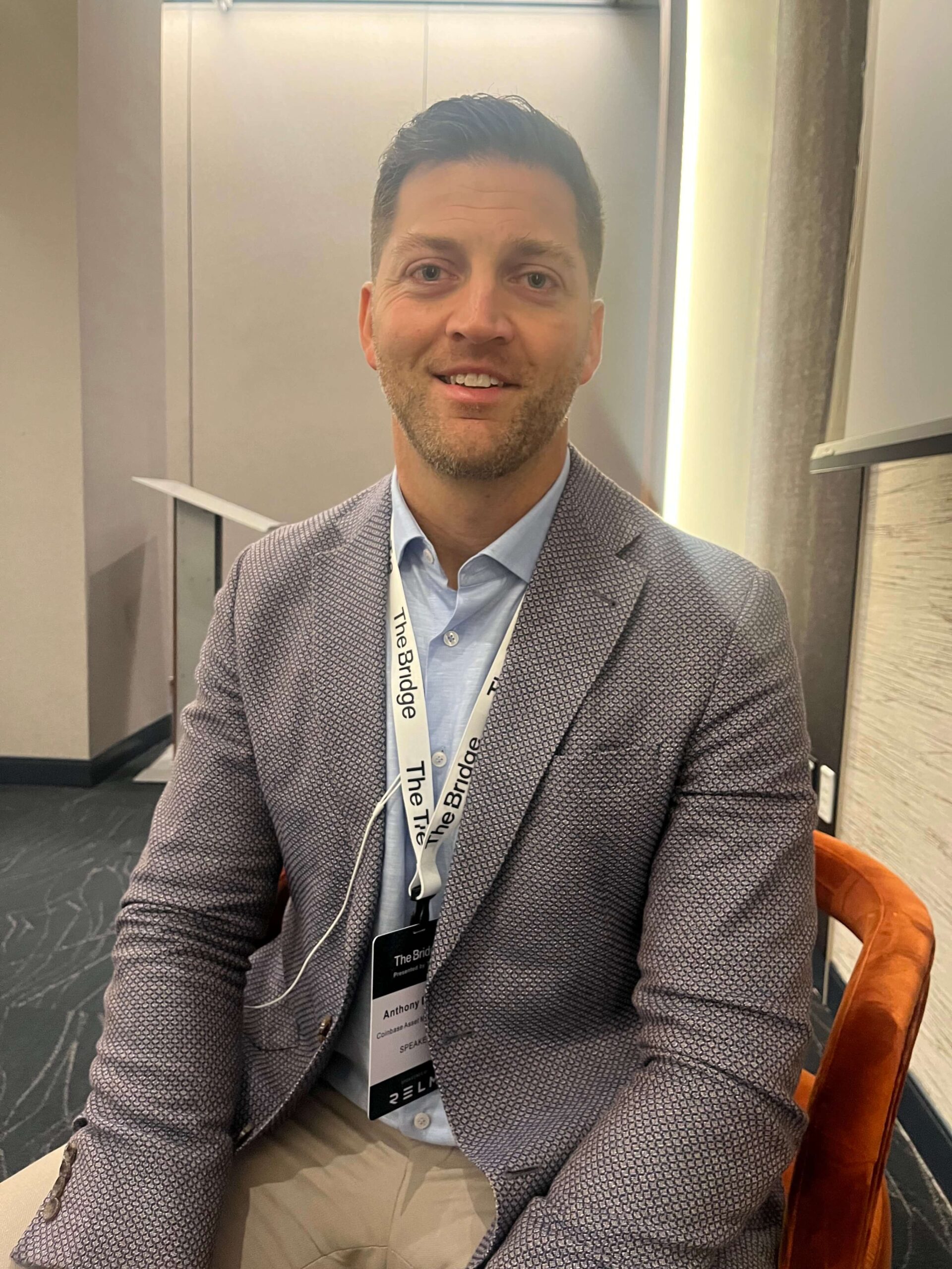 Коинбейс, XRP, Солана